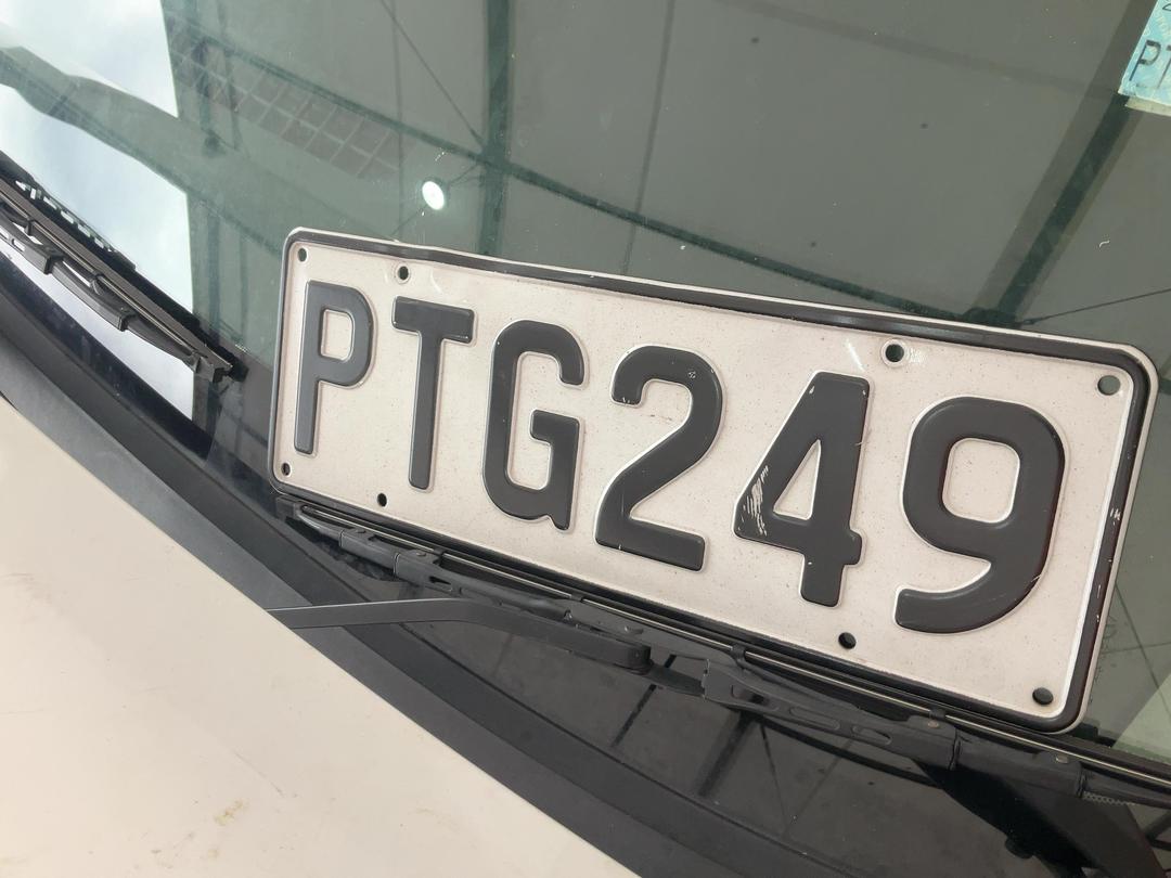 Photo '24' of Mazda Premacy Photo '24' of Mazda Premacy