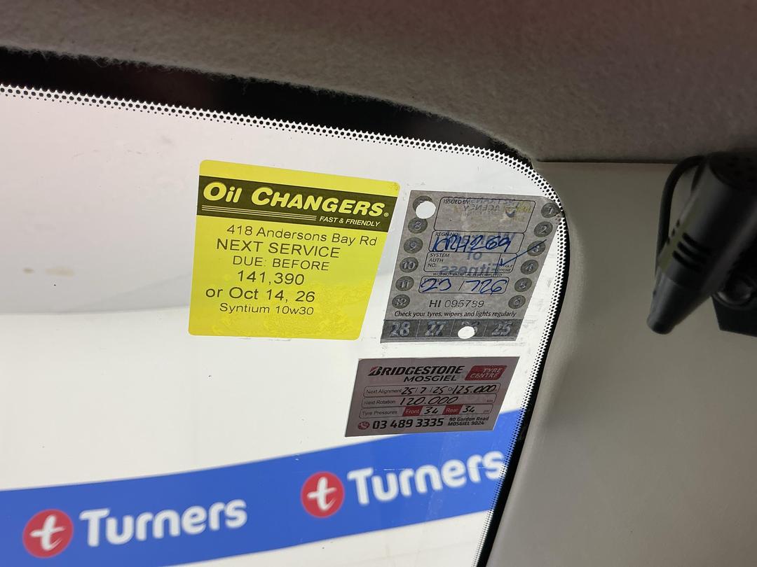 Photo '24' of Mazda Premacy