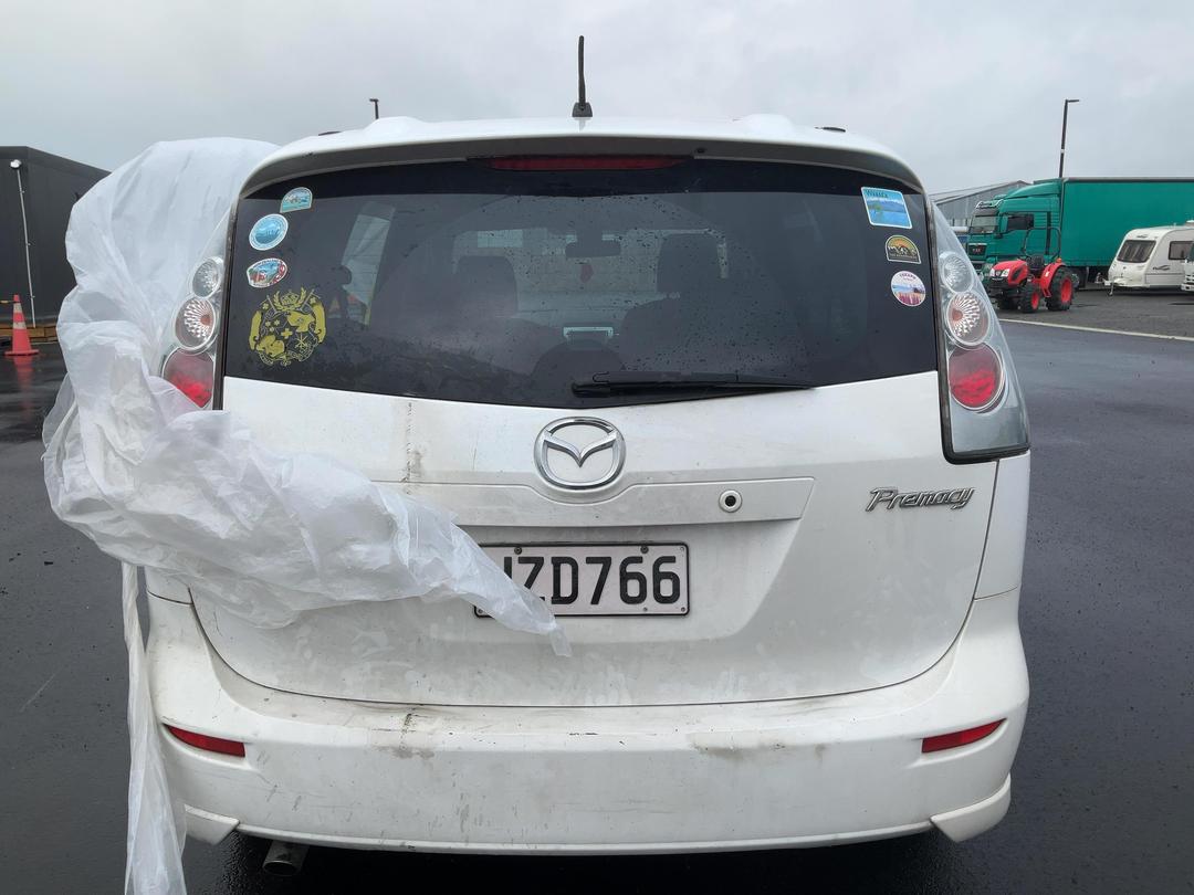 Photo '3' of Mazda Premacy