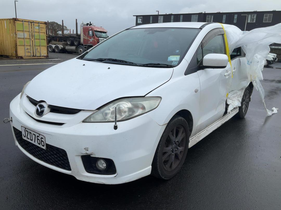 Photo '5' of Mazda Premacy