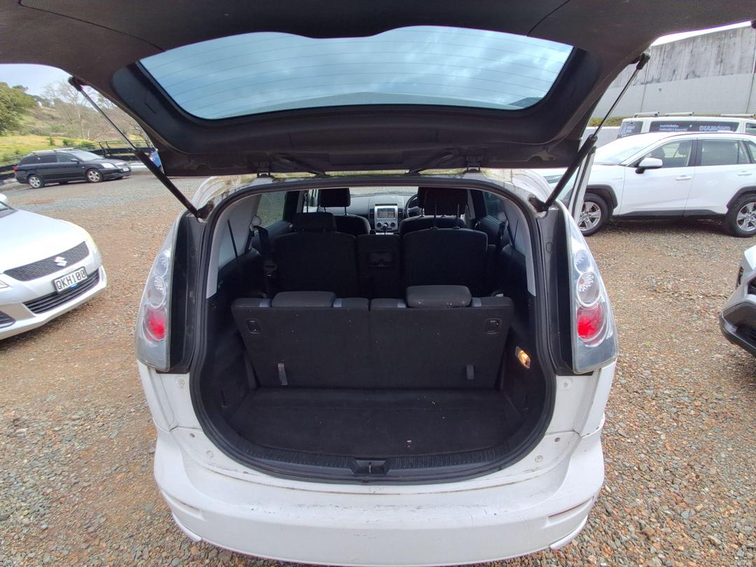 Photo '14' of Mazda Premacy Photo '14' of Mazda Premacy