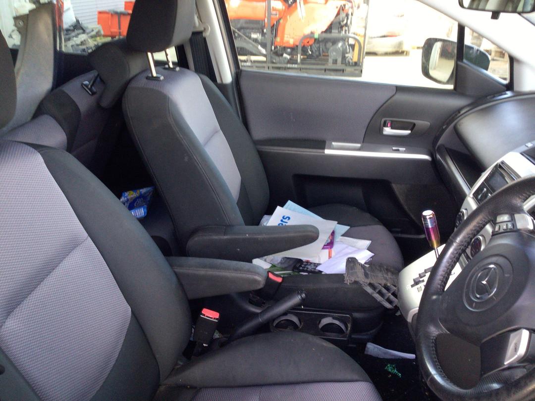 Photo '15' of Mazda Premacy
