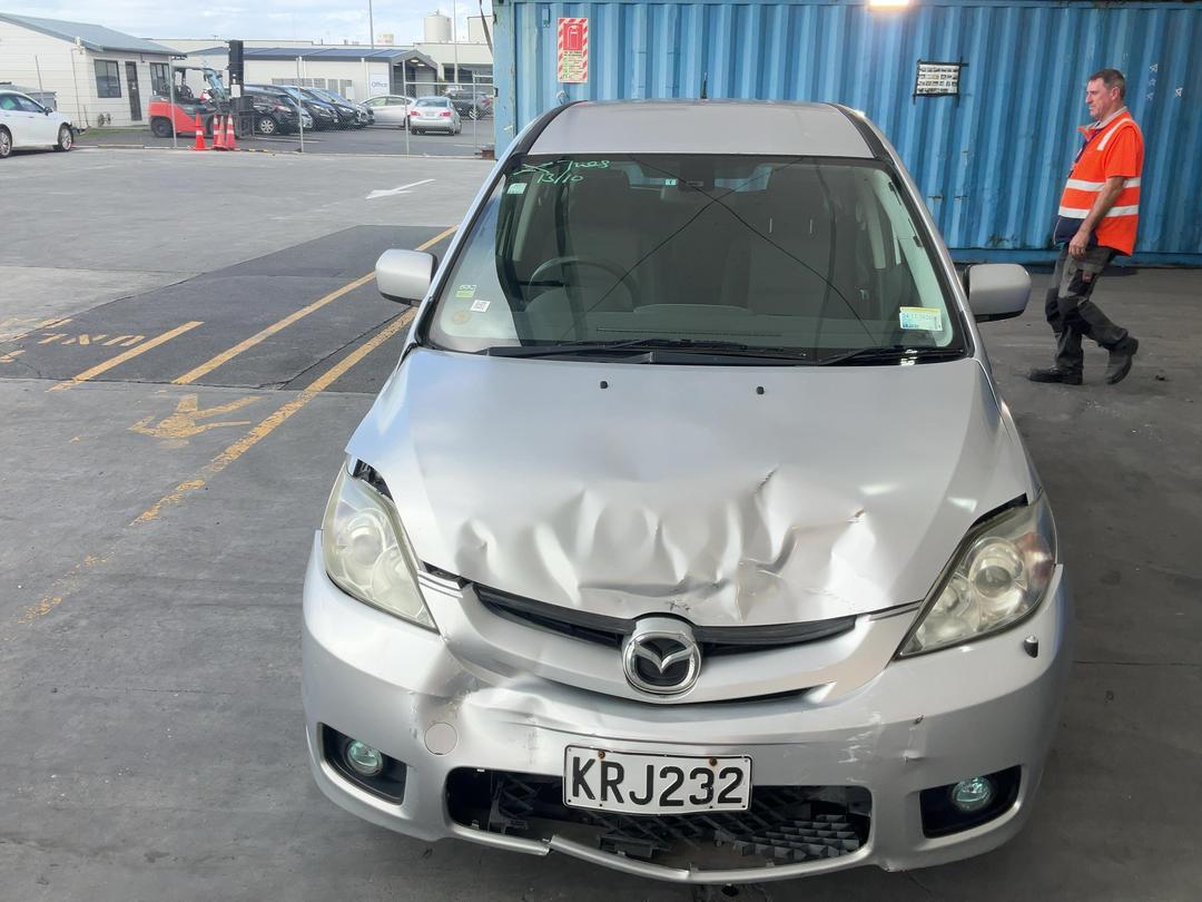 Photo '3' of Mazda Premacy Photo '3' of Mazda Premacy