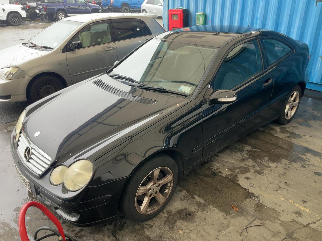 Photo '5' of Mercedes-Benz C-Class Coupe