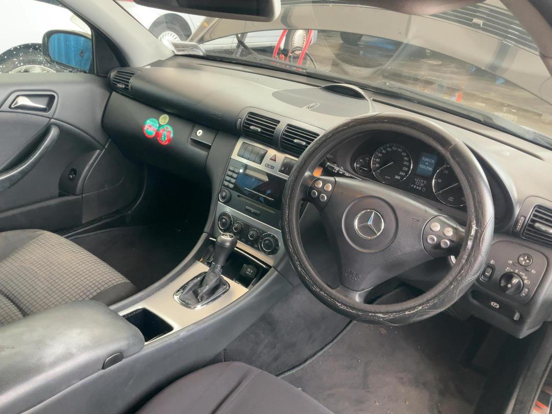 Photo '20' of Mercedes-Benz C-Class Coupe