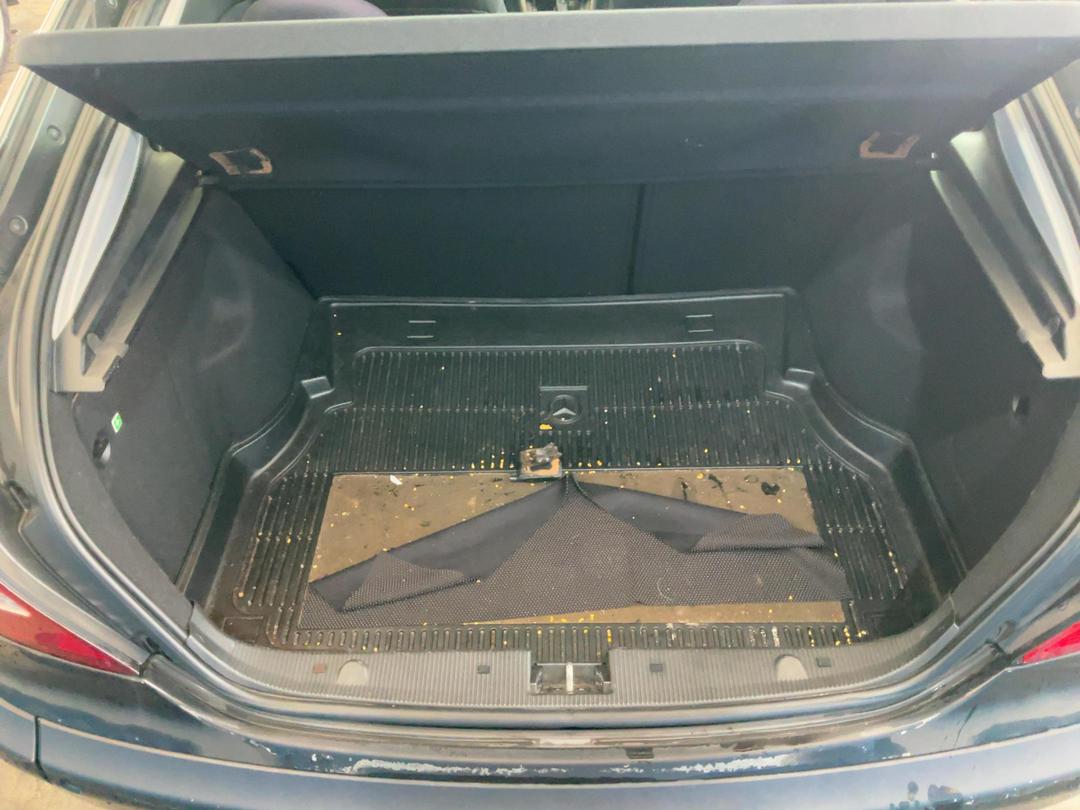 Photo '21' of Mercedes-Benz C-Class Coupe