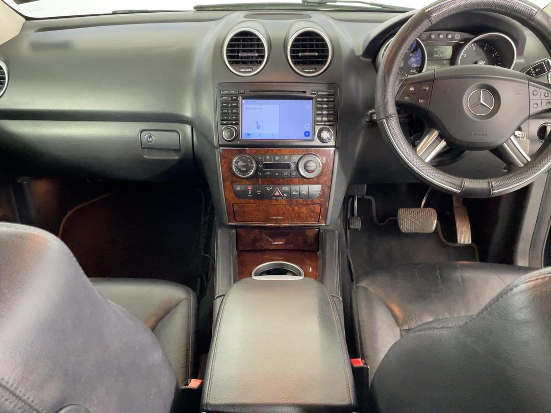 Photo '17' of Mercedes-Benz M-Class