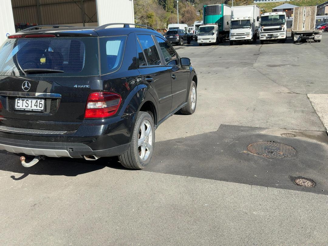 Photo '7' of Mercedes-Benz M-Class ML 350