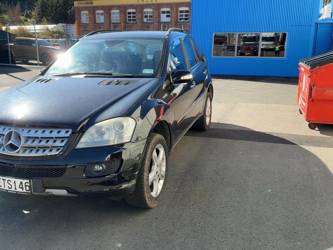 Photo '3' of Mercedes-Benz M-Class ML 350