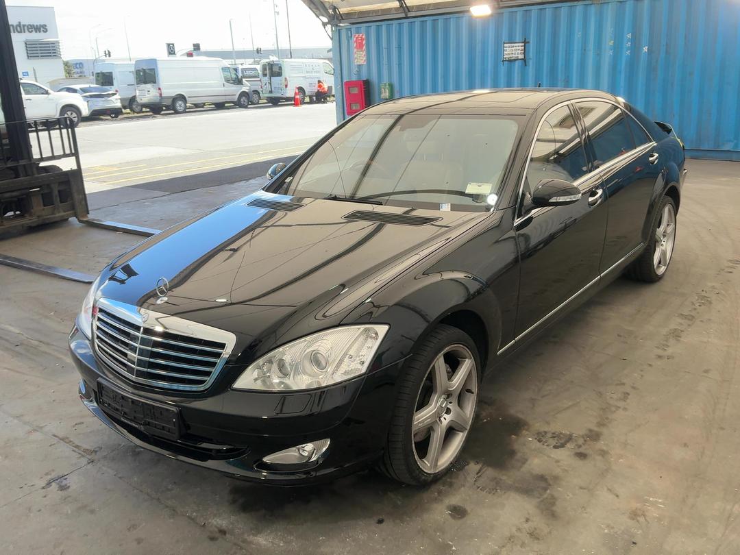 Photo '3' of Mercedes-Benz S-Class Slwb Photo '3' of Mercedes-Benz S-Class Slwb