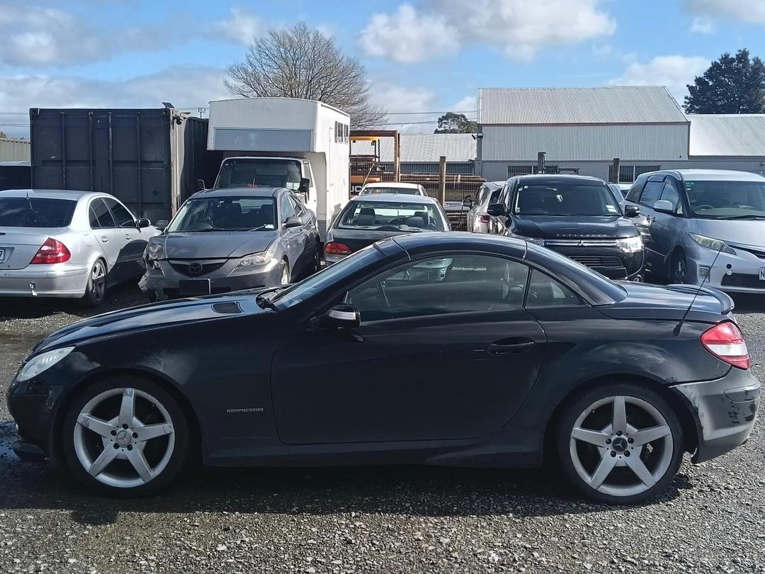 Photo '5' of Mercedes-Benz SLK 200ML Photo '5' of Mercedes-Benz SLK 200ML