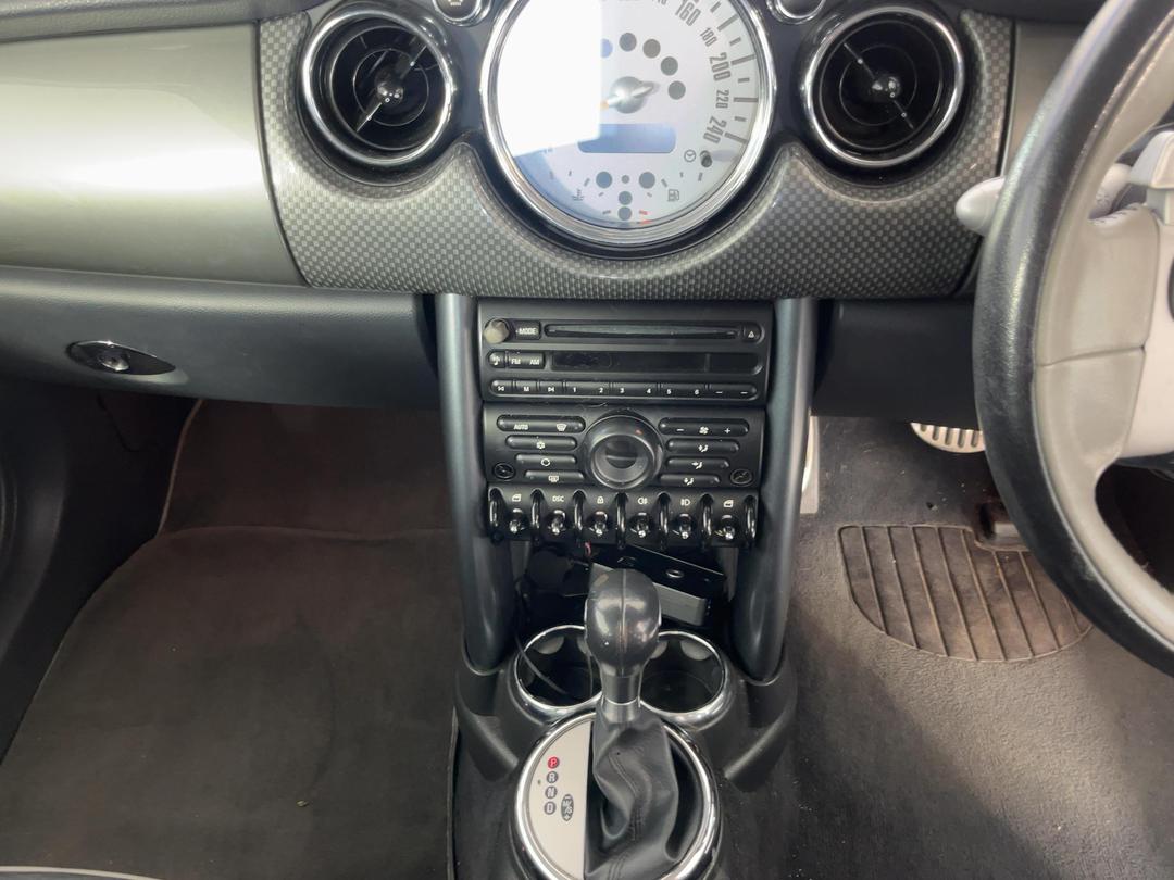 Photo '18' of Mini Cooper