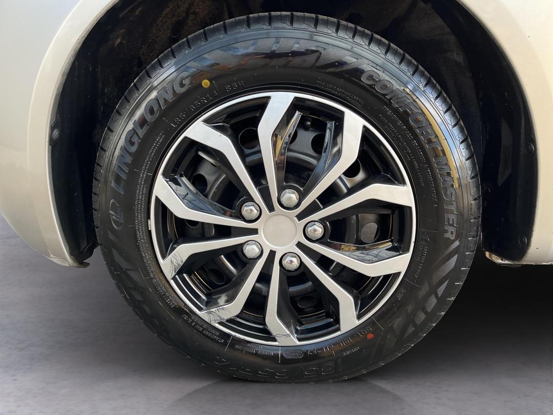 Photo '10' of Mitsubishi Colt