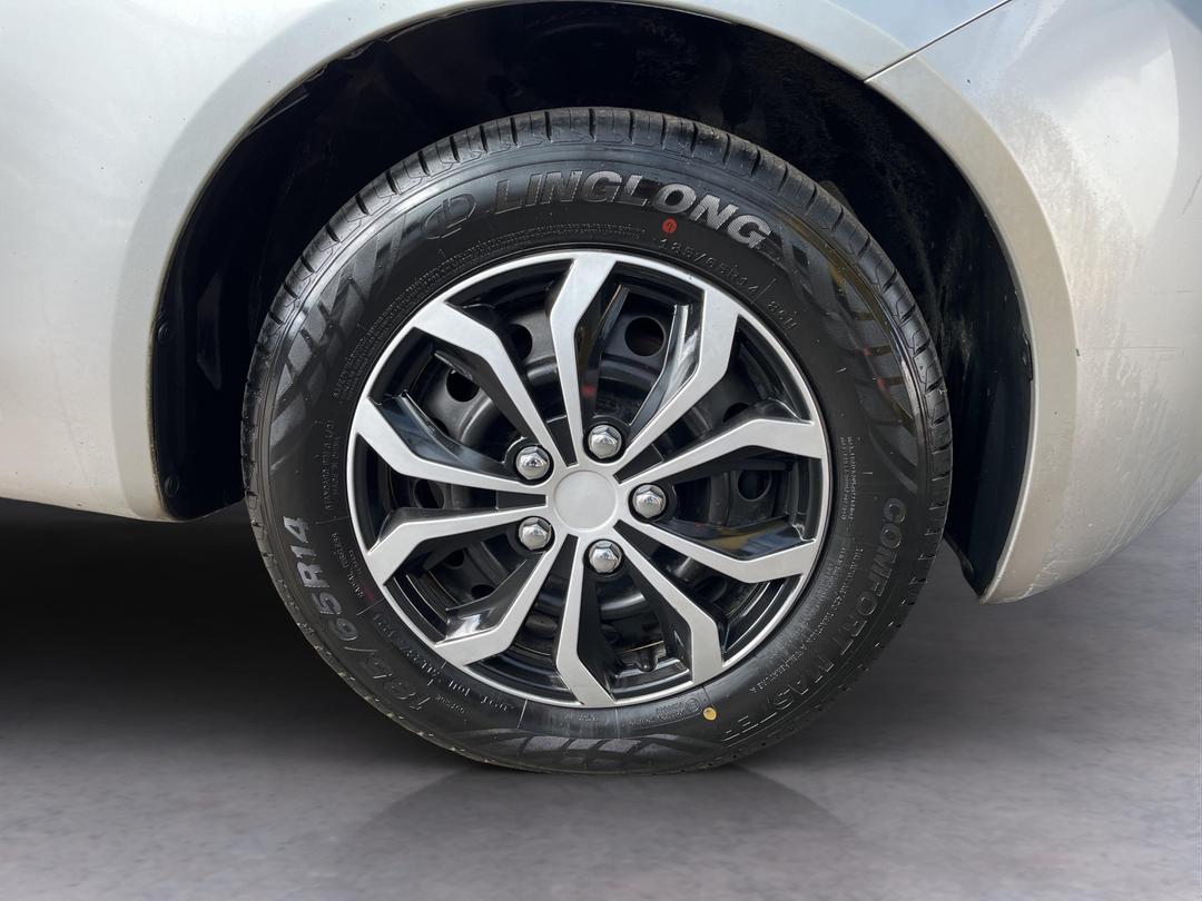 Photo '9' of Mitsubishi Colt