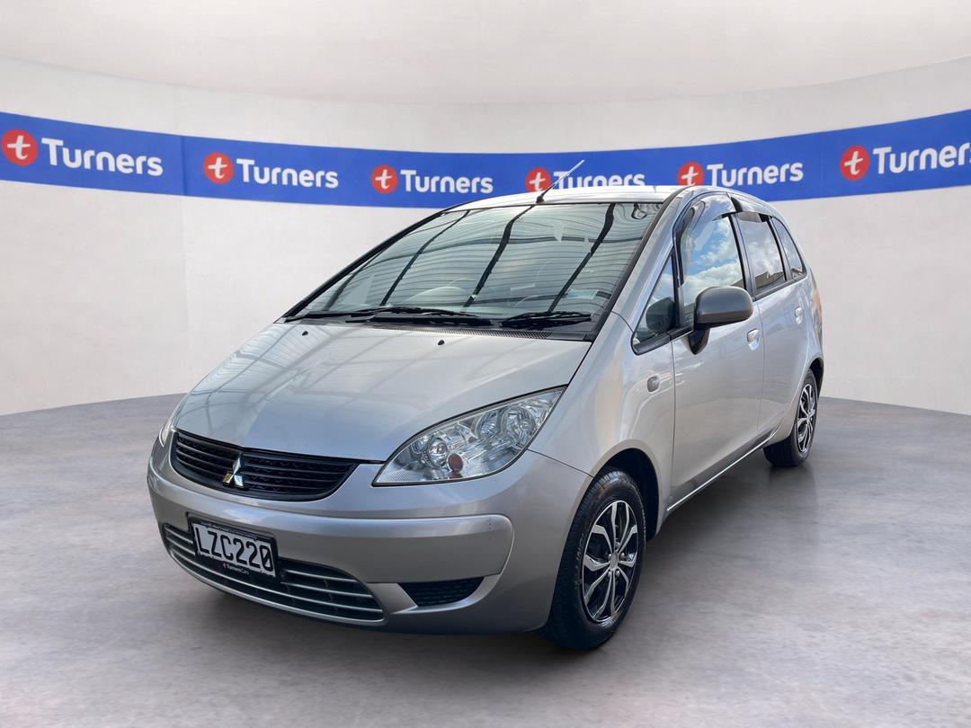 Photo '4' of Mitsubishi Colt