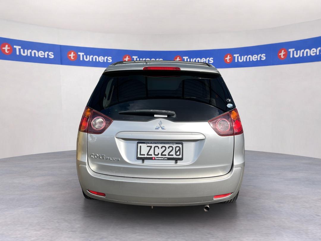 Photo '6' of Mitsubishi Colt