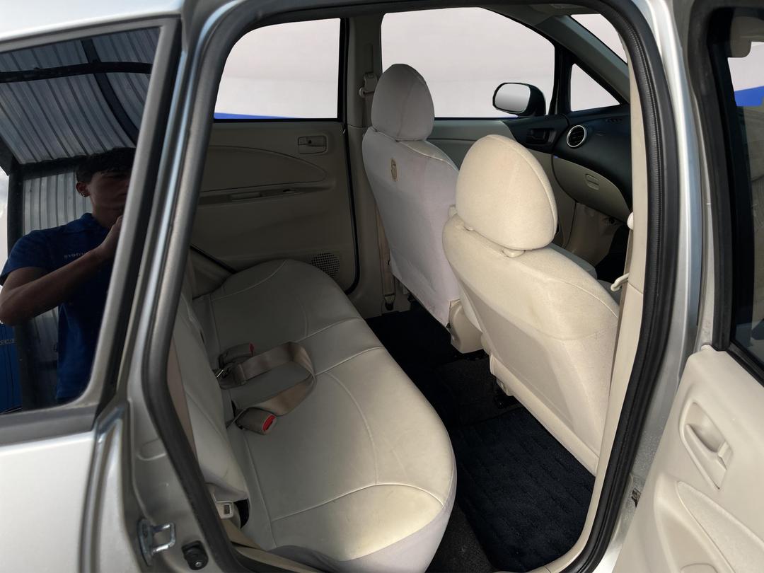 Photo '20' of Mitsubishi Colt