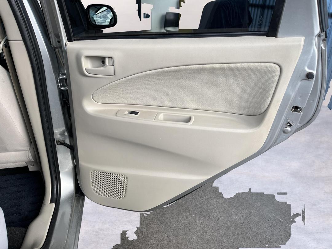 Photo '19' of Mitsubishi Colt