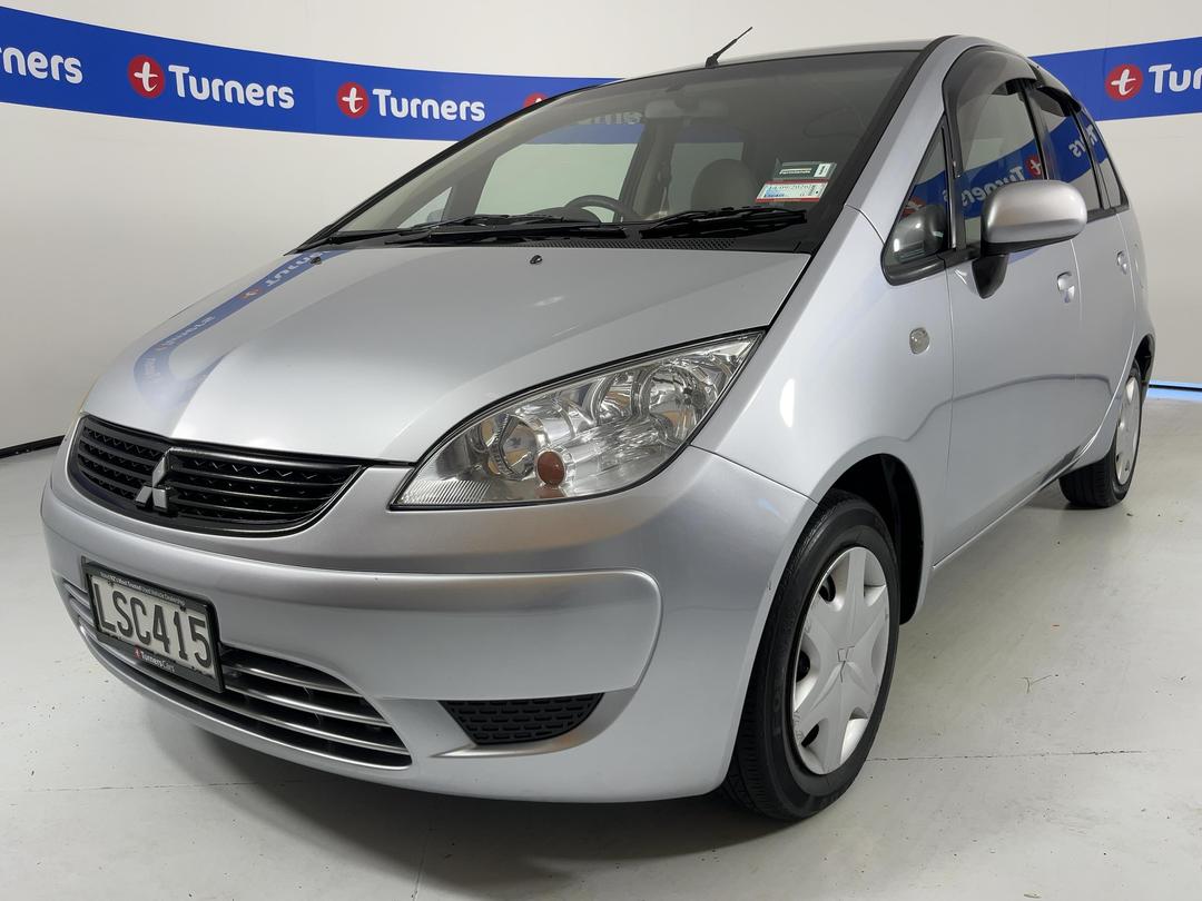 Photo '4' of Mitsubishi Colt