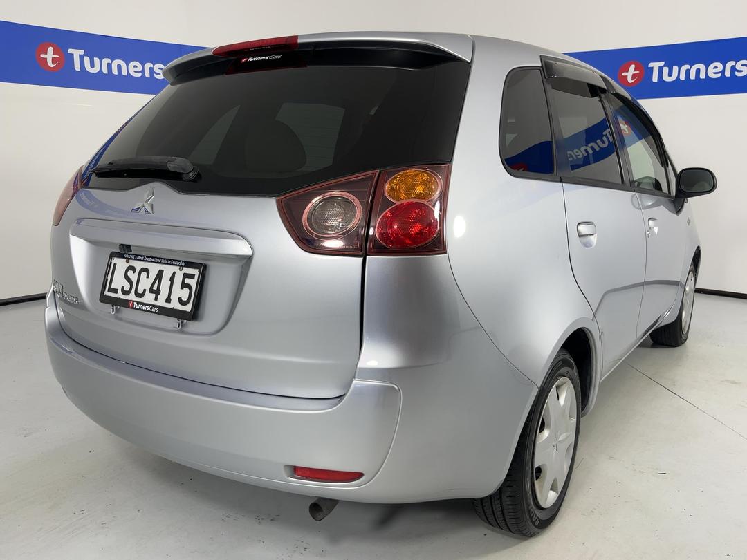 Photo '7' of Mitsubishi Colt