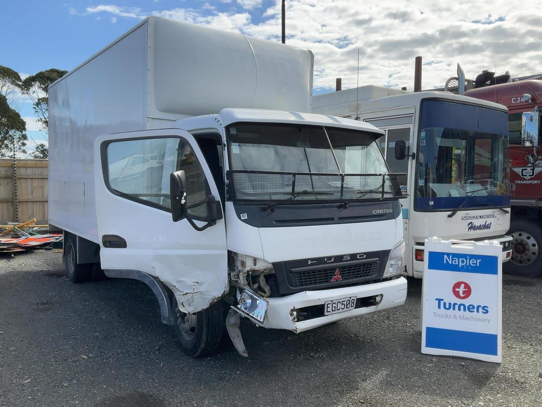 Photo '1' of Mitsubishi Fuso Canter FE150G1 Box Body