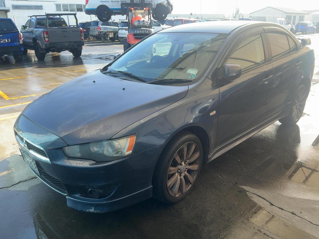 Photo '2' of Mitsubishi Galant Fortis