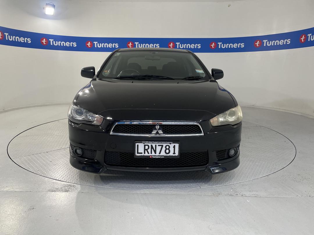 Photo '2' of Mitsubishi Galant