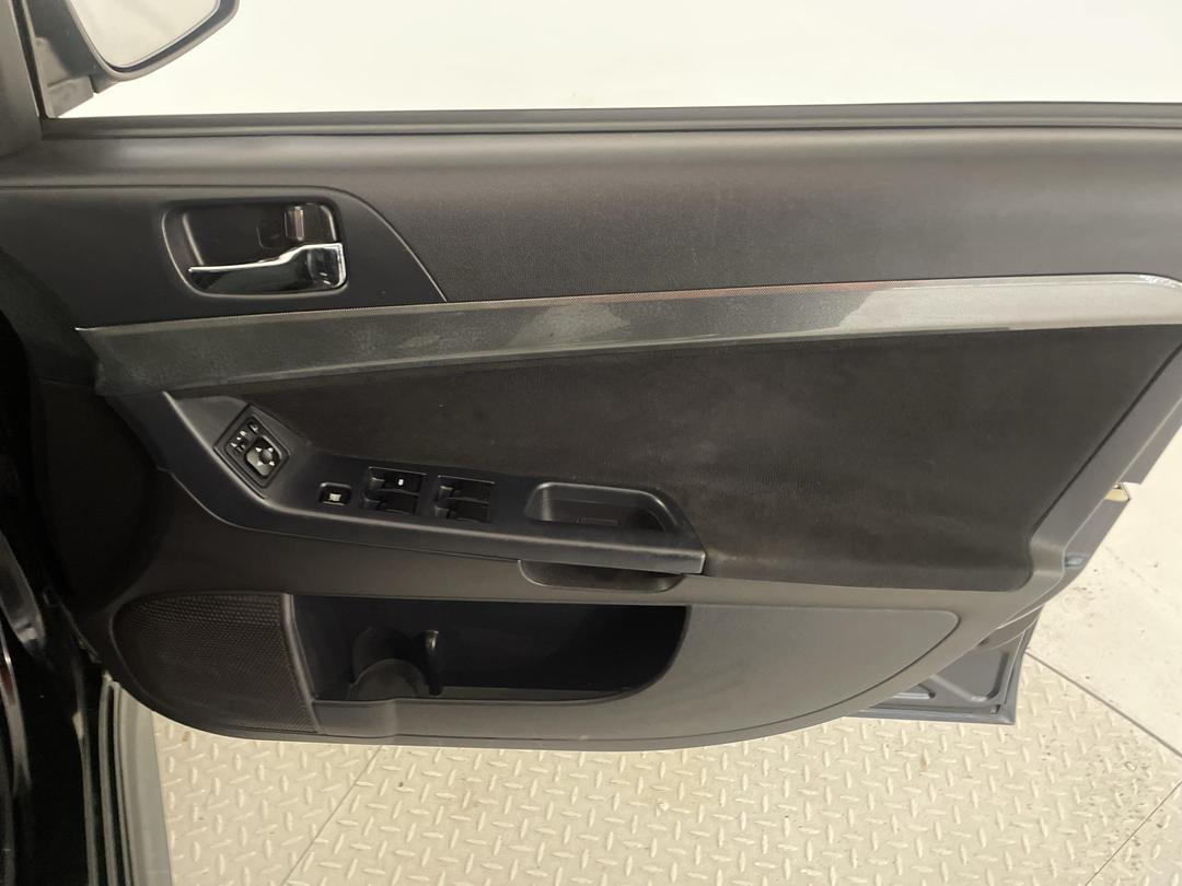 Photo '15' of Mitsubishi Galant