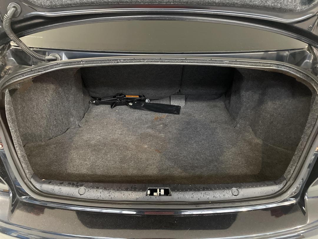 Photo '14' of Mitsubishi Galant