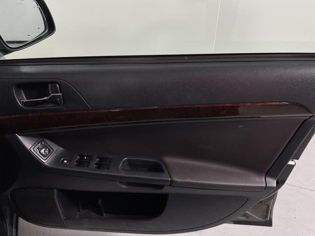 Photo '15' of Mitsubishi Galant