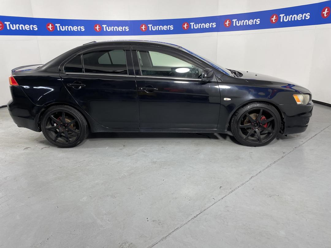 Photo '23' of Mitsubishi Galant