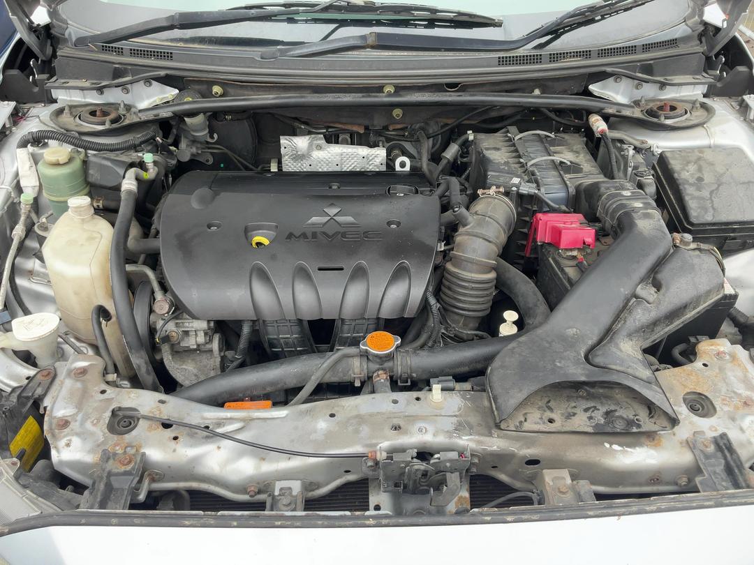Photo '7' of Mitsubishi Galant Photo '7' of Mitsubishi Galant