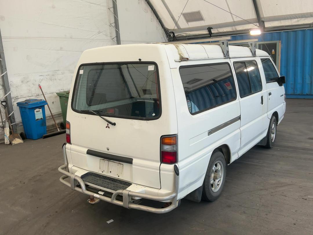 Photo '11' of Mitsubishi L300 LWB Photo '11' of Mitsubishi L300 LWB