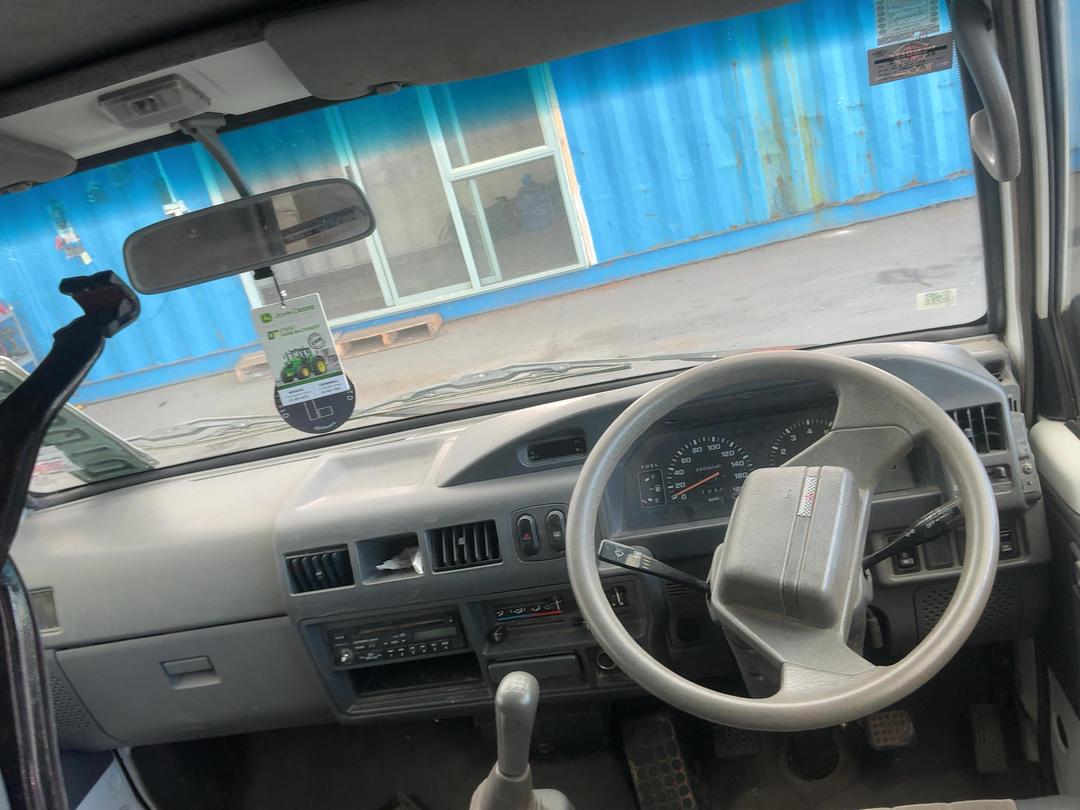 Photo '20' of Mitsubishi L300 LWB Photo '20' of Mitsubishi L300 LWB