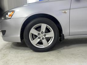 Photo '10' of Mitsubishi Lancer
