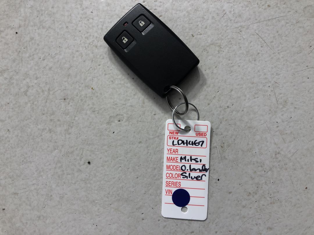 Photo '19' of Mitsubishi Outlander