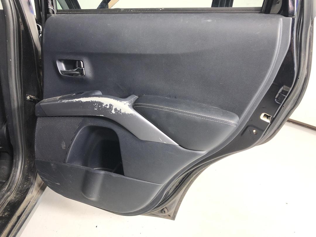 Photo '17' of Mitsubishi Outlander