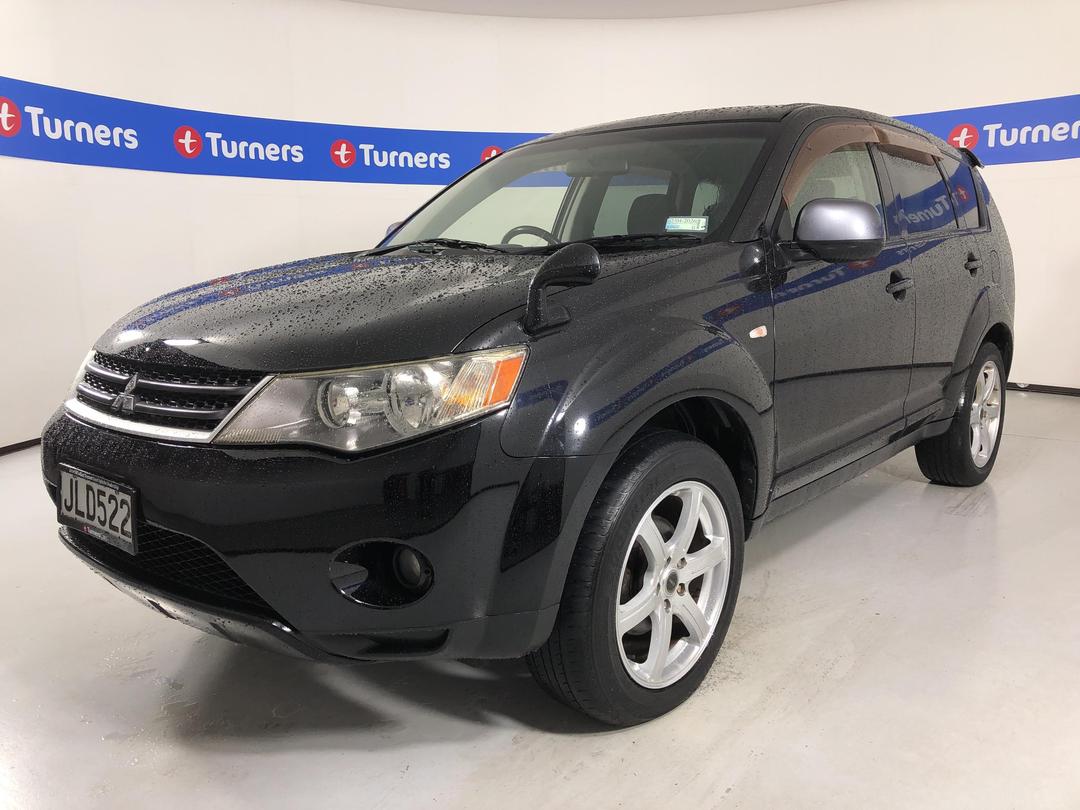 Photo '4' of Mitsubishi Outlander