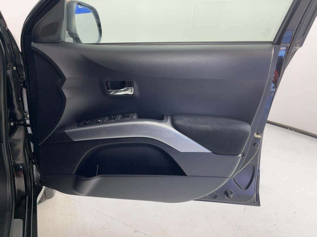 Photo '15' of Mitsubishi Outlander