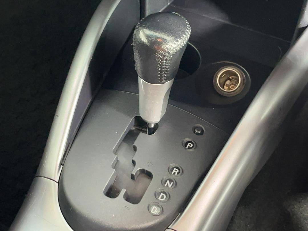 Photo '25' of Mitsubishi Outlander