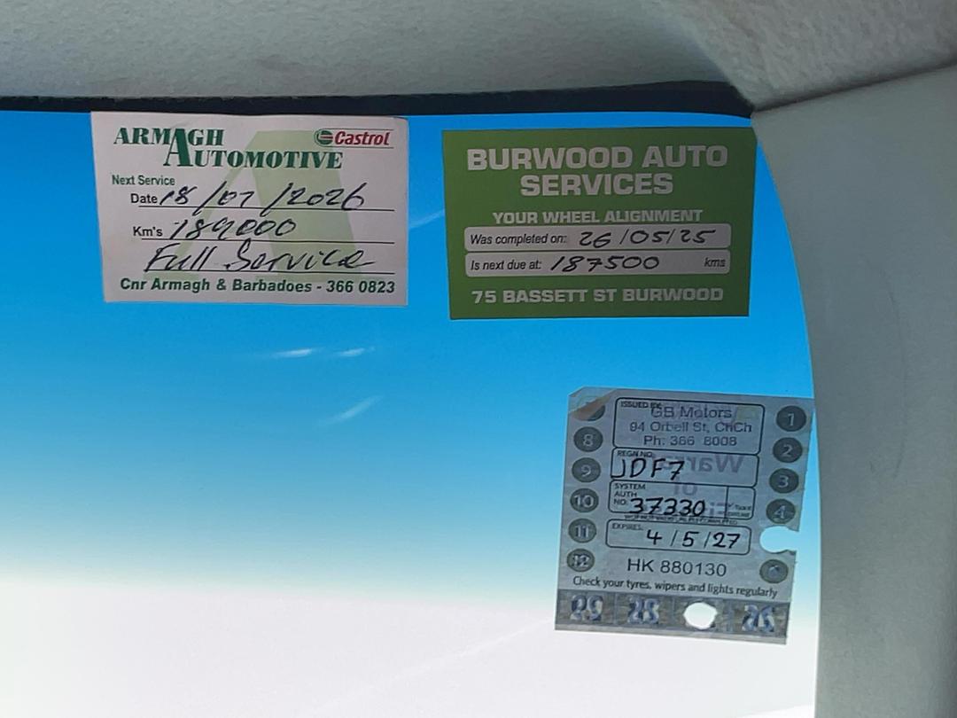 Photo '27' of Mitsubishi Outlander