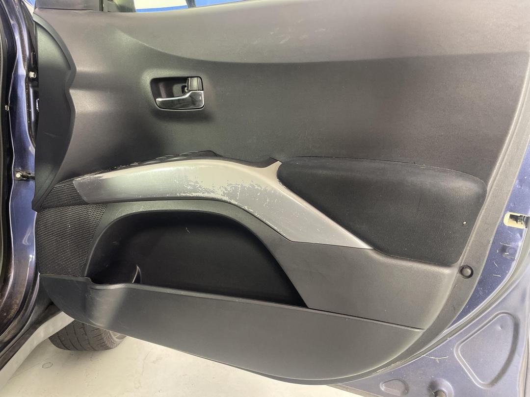 Photo '15' of Mitsubishi Outlander