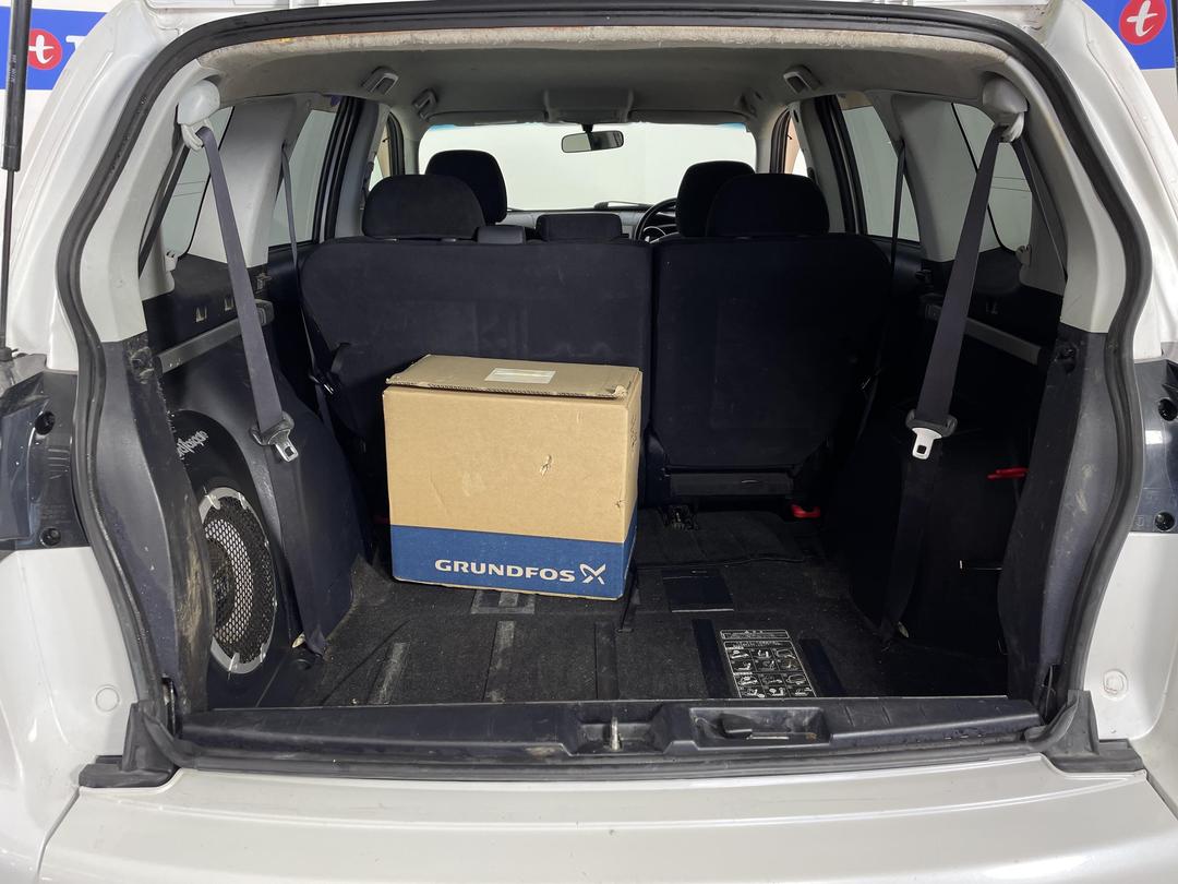 Photo '14' of Mitsubishi Outlander