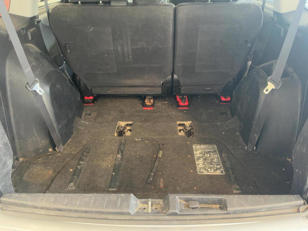 Photo '8' of Mitsubishi Outlander