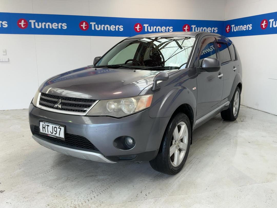 Photo '4' of Mitsubishi Outlander