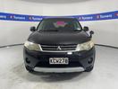 Thumbnail '2' of Mitsubishi Outlander