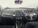 Thumbnail '15' of Mitsubishi Outlander