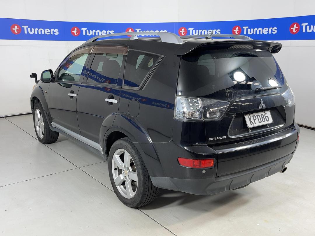 Photo '4' of Mitsubishi Outlander Photo '4' of Mitsubishi Outlander