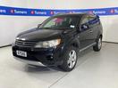 Thumbnail '3' of Mitsubishi Outlander