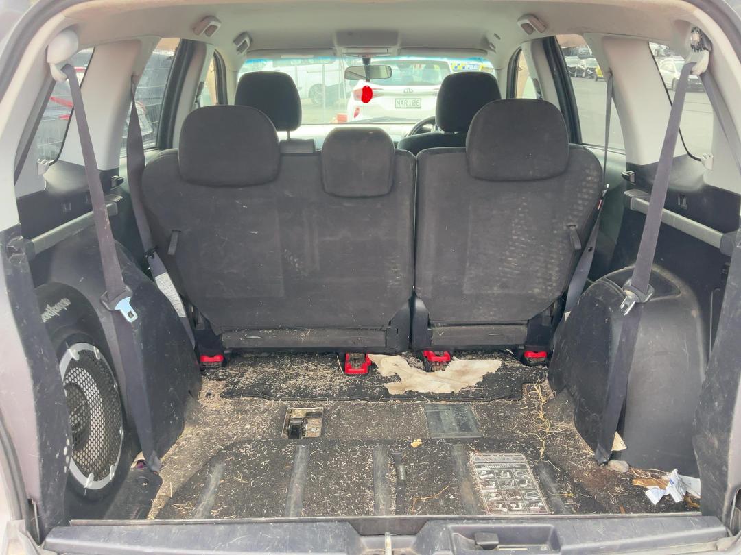 Photo '6' of Mitsubishi Outlander